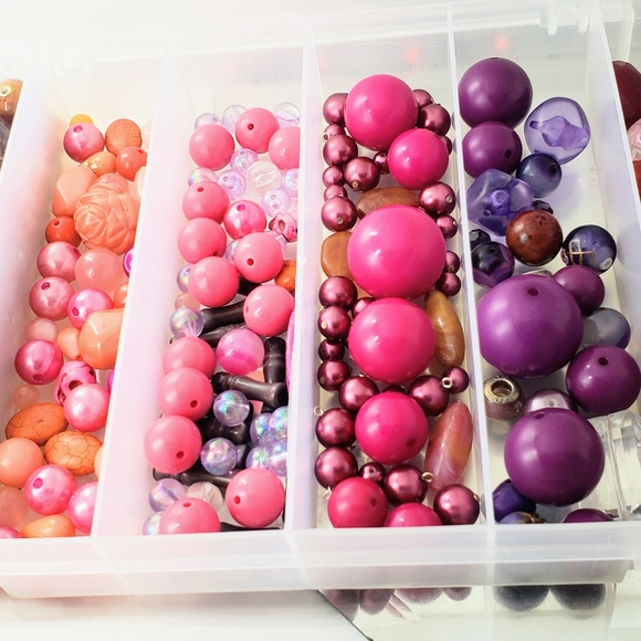 Crafting Lot Jewelry Beads - Picture 3 of 9